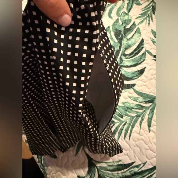 Kate Spade Shorts - Picture 5 of 5